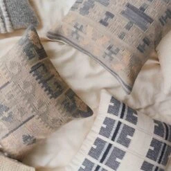 Akara Kilim Pillow 13 Akara Kilim Pillow -Home Sale Shop Akara Kilim Pillow 4