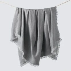 Arya Linen Throw