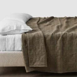 Ayla Organic Cotton Quilted Bed Blanket