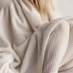 Catalina Boucle Throw - Ivory -Home Sale Shop Catalina Boucle Throw Ivory 10