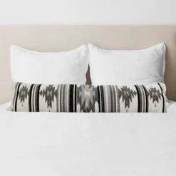 Ceniza Lumbar Pillow
