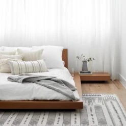 Contigo Chunky Wool Throw -Home Sale Shop Citizenry Aug16 0208 Final 2 f39c35ef d5c9 4c80 a2a4 557a75822f48