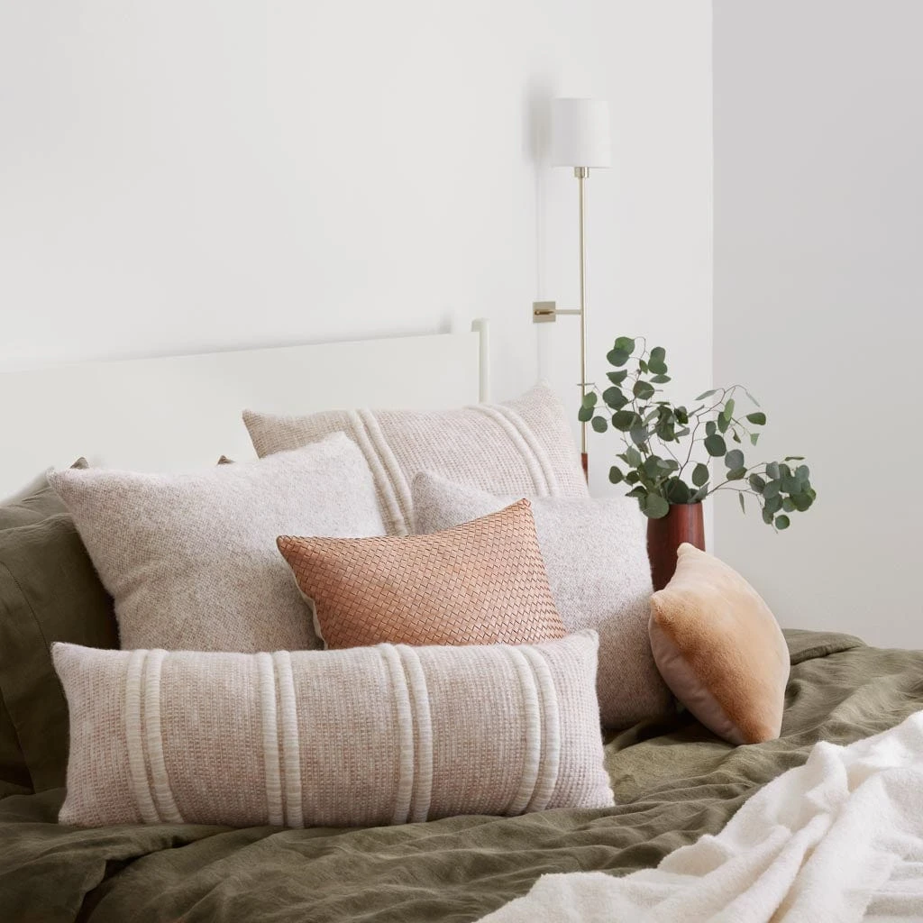 Contigo Lumbar Pillow 11 Contigo Lumbar Pillow - Image 9