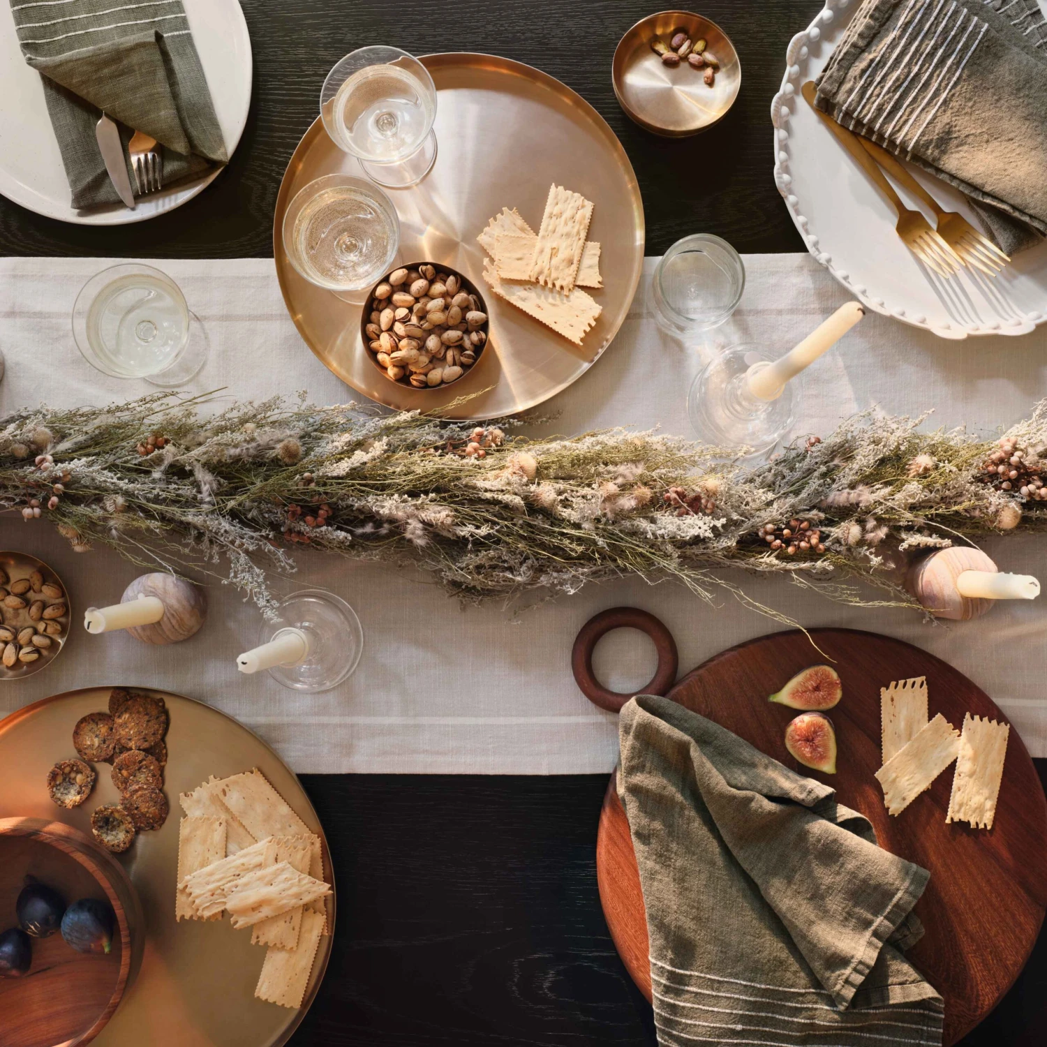 Dried Wildflower And Greenery Garland - 3 Ft 7 Dried Wildflower And Greenery Garland - 3 Ft - Image 5