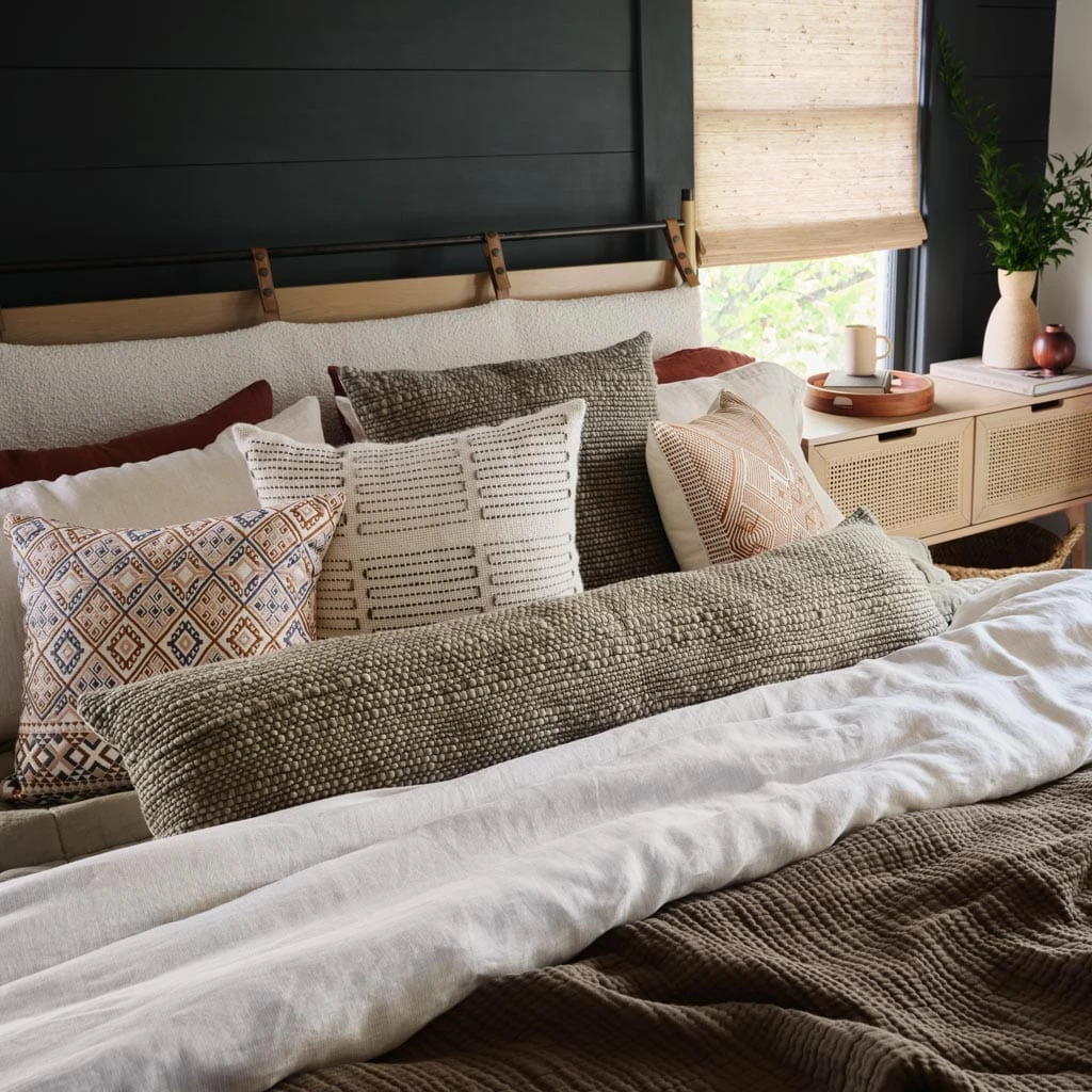 Isidora Lumbar Pillow 18 Isidora Lumbar Pillow - Image 16