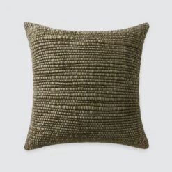 Isidora Pillow
