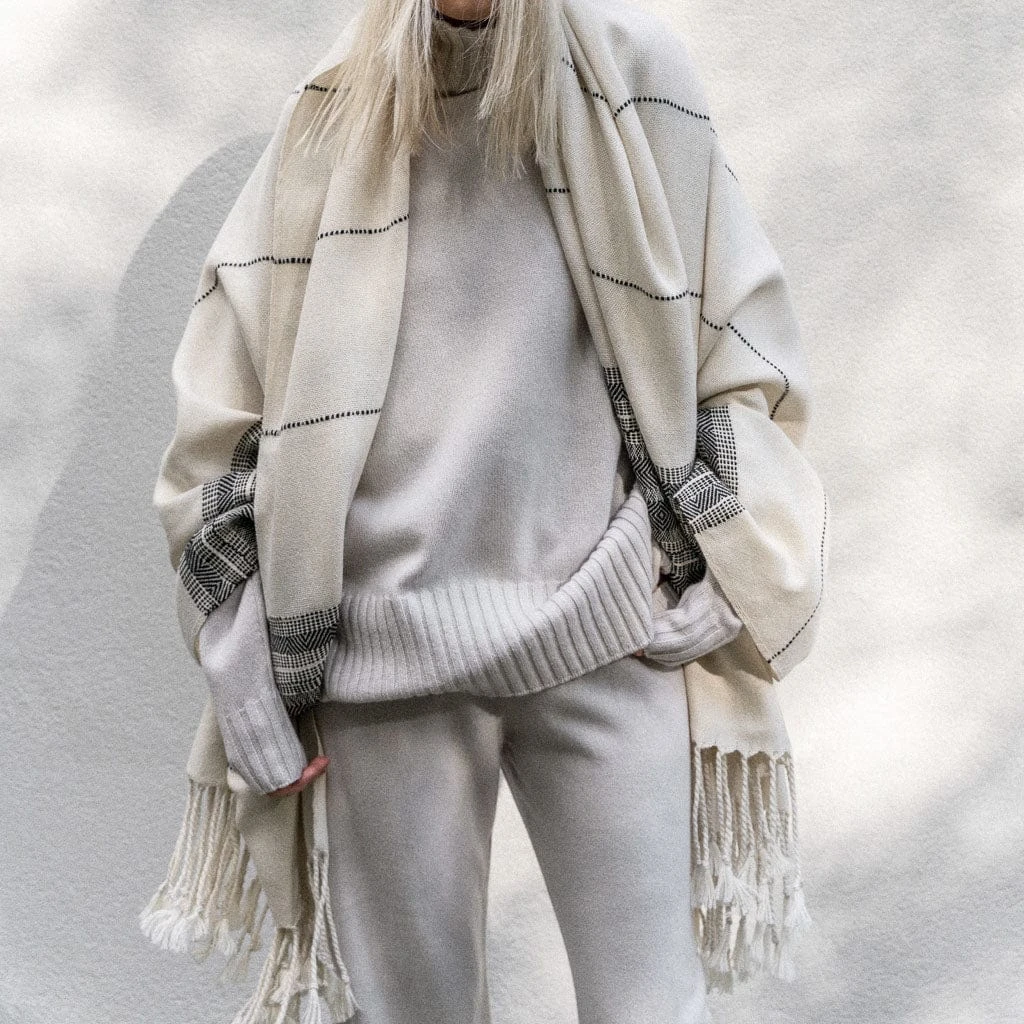 La Brisa Alpaca Throw 11 La Brisa Alpaca Throw - Image 9