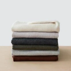 La Calle Alpaca Throw -Home Sale Shop La Calle Alpaca Throw Olive 4