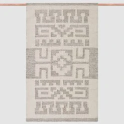 La Casica Handwoven Accent Rug