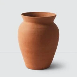 Lafayette Planter -Home Sale Shop Lafayette Terracotta Planter Large 1