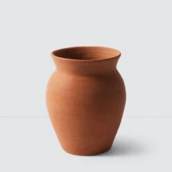 Lafayette Planter -Home Sale Shop Lafayette Terracotta Planter Medium 1