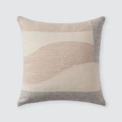 Lago Pillow