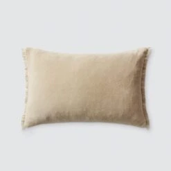 Naveta Velvet Small Lumbar Pillow