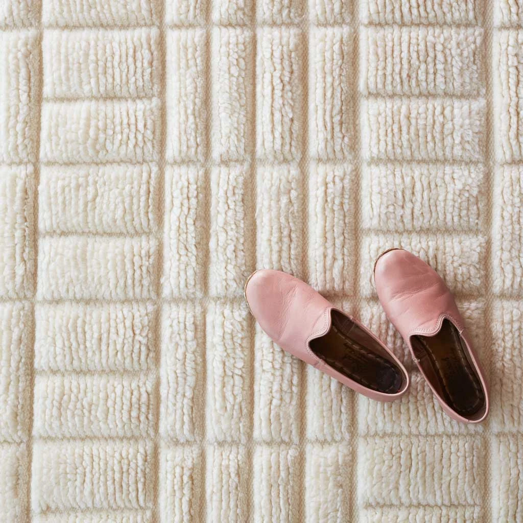 Salina Hand-Knotted Area Rug 5 Salina Hand-Knotted Area Rug - Image 3