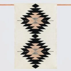 Tierra Handwoven Accent Rug