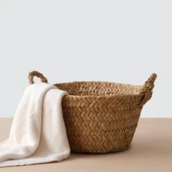 Totora Floor Basket 32 Totora Floor Basket -Home Sale Shop Totora Floor Basket Medium 2