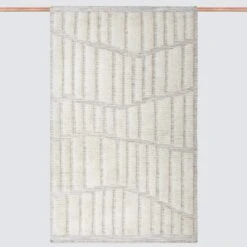 Ustav Hand-Knotted Accent Rug