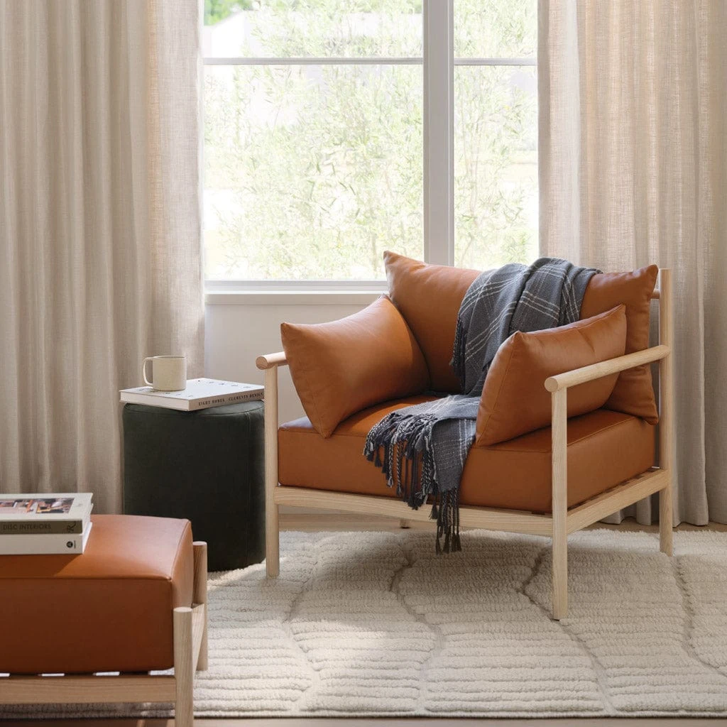 Ustav Hand-Knotted Area Rug 4 Ustav Hand-Knotted Area Rug - Image 2