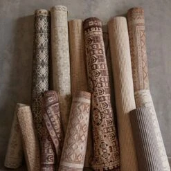 Vahini Hand-Knotted Accent Rug -Home Sale Shop Vahini Hand Knotted Accent Rug 5