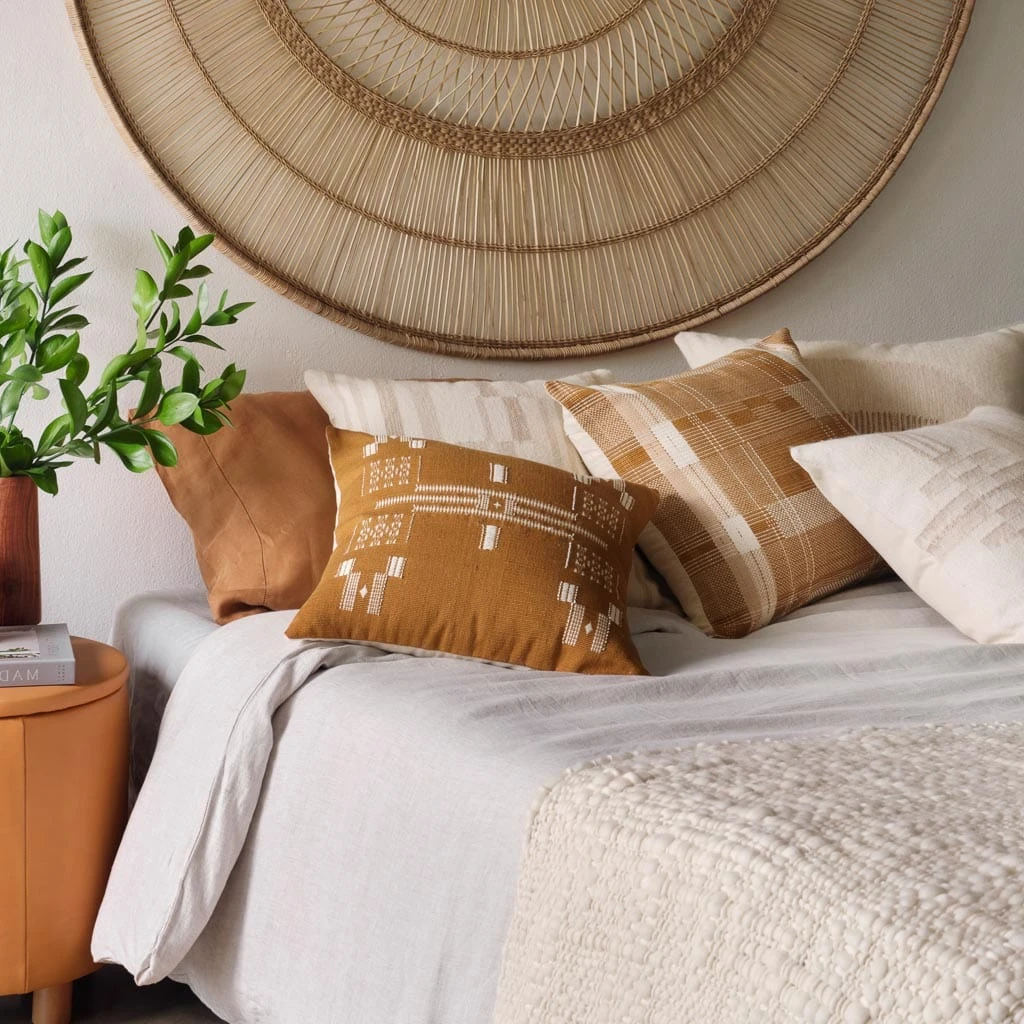 Vera Pillow 7 Vera Pillow - Image 5